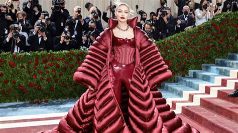 Met Gala red carpet 2022